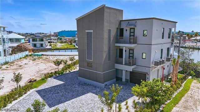 855 Lagoon ST 2, Fort Myers Beach, FL 33931