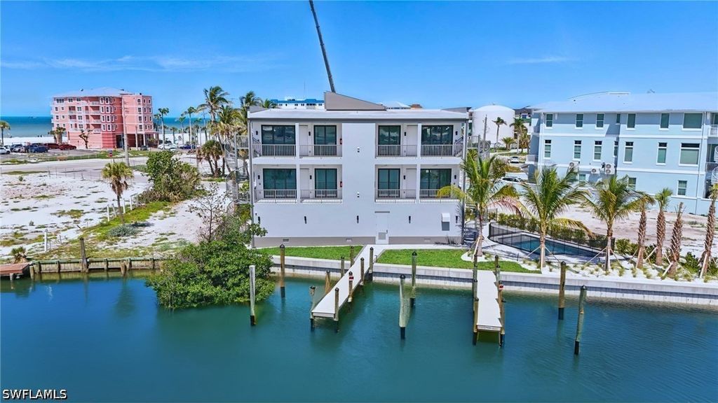 855 Lagoon ST 2, Fort Myers Beach, FL 33931