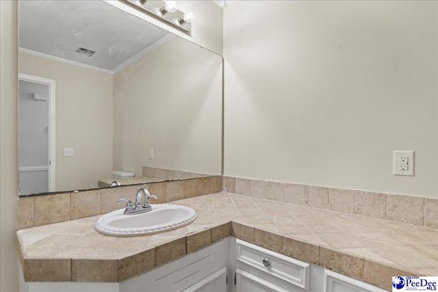 1004 Lee Circle, Hartsville, SC 29550