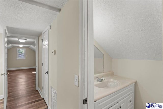 1004 Lee Circle, Hartsville, SC 29550