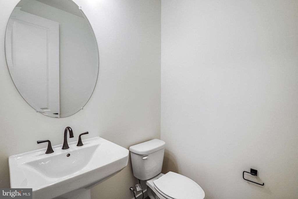 Image 12 of property listing at 623 BERRYMANS LN, Reisterstown, MD 21136