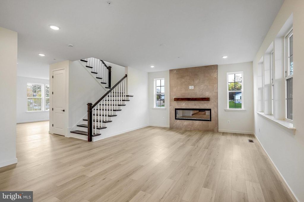 Image 15 of property listing at 623 BERRYMANS LN, Reisterstown, MD 21136