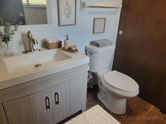 6279 Braiden Court, B, Columbus, OH 43213