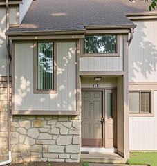 6279 Braiden Court, B, Columbus, OH 43213