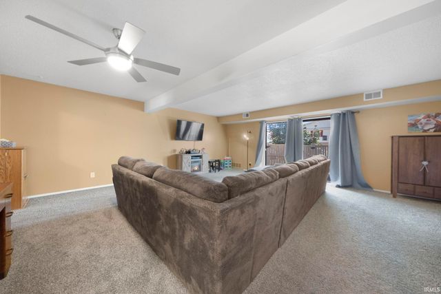 2127 Bayside Court, Fort Wayne, IN 46804