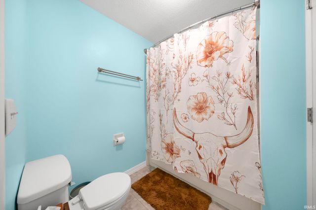 2127 Bayside Court, Fort Wayne, IN 46804