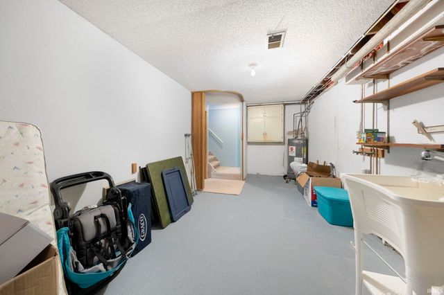 2127 Bayside Court, Fort Wayne, IN 46804