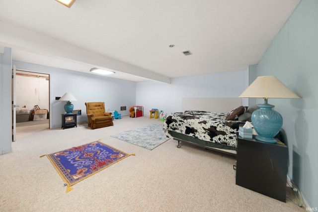 2127 Bayside Court, Fort Wayne, IN 46804