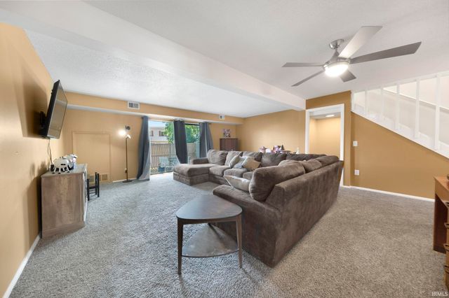 2127 Bayside Court, Fort Wayne, IN 46804