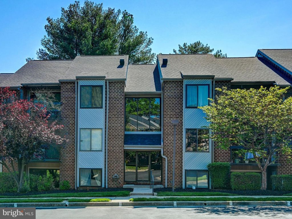 Image 26 of property listing at 3 MULLINGAR CT #101, Lutherville Timonium, MD 21093