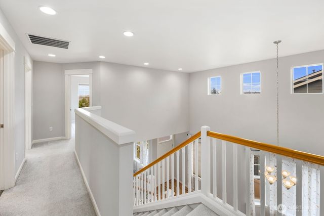 5620 NE 6th Place, Renton, WA 98059