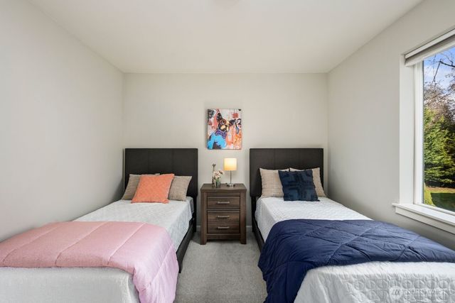 5620 NE 6th Place, Renton, WA 98059