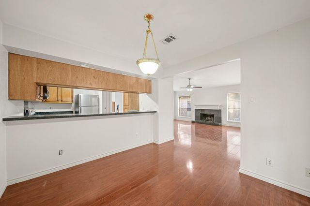 8100 Cambridge Street 6, Houston, TX 77054