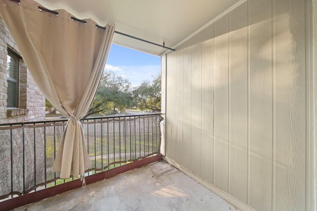 8100 Cambridge Street 6, Houston, TX 77054