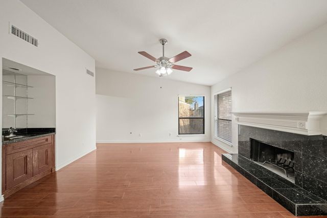 8100 Cambridge Street 6, Houston, TX 77054