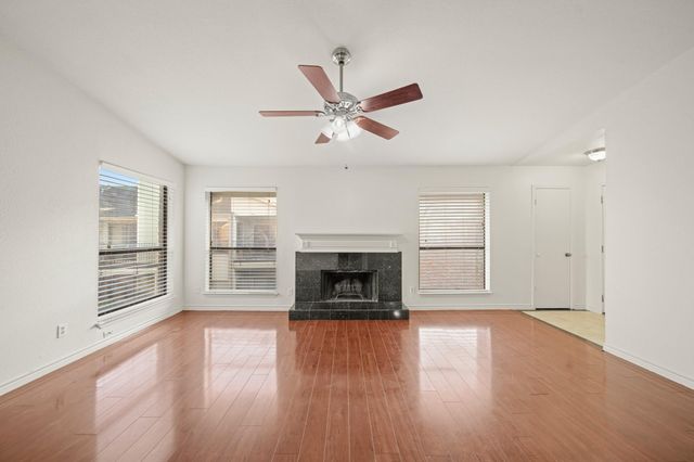 8100 Cambridge Street 6, Houston, TX 77054