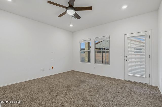 2557 E Calle Joya De Ventura, Tucson, AZ 85706