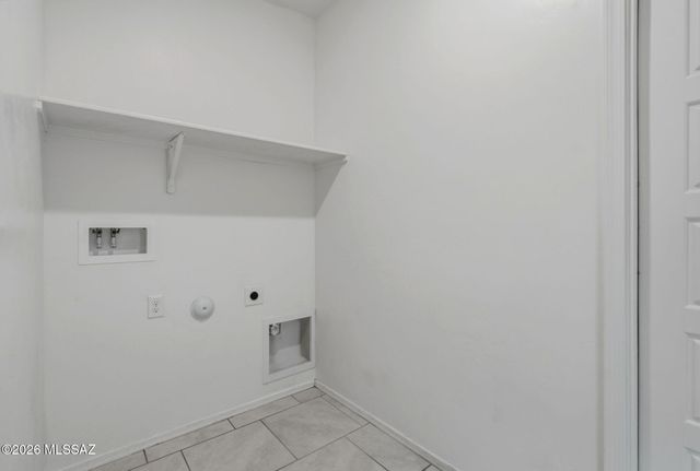 2557 E Calle Joya De Ventura, Tucson, AZ 85706