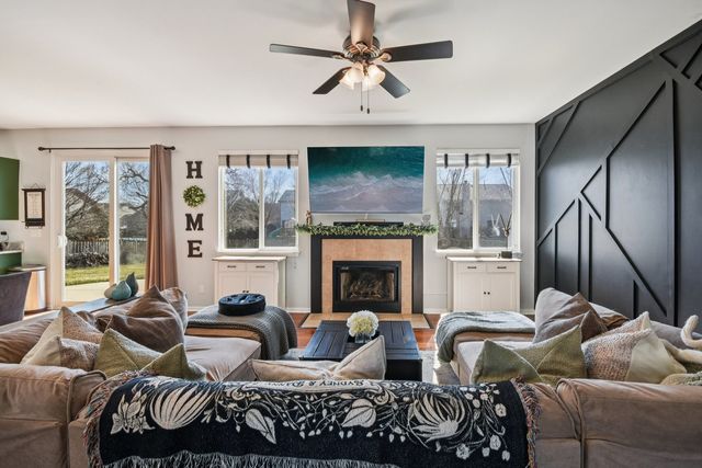 6427 Midleton Lane, Mchenry, IL 60050