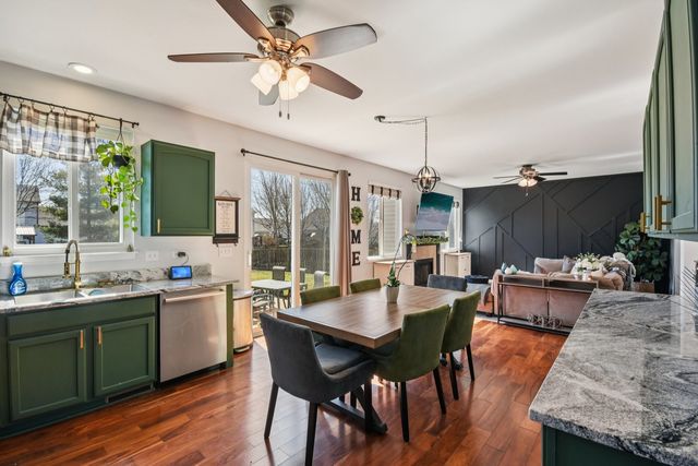 6427 Midleton Lane, Mchenry, IL 60050