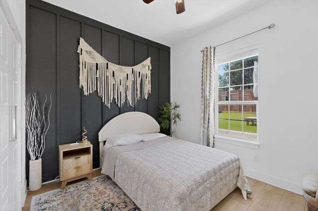 3889 Sam Circle, Dallas, TX 75233