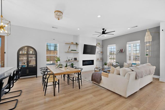 3889 Sam Circle, Dallas, TX 75233