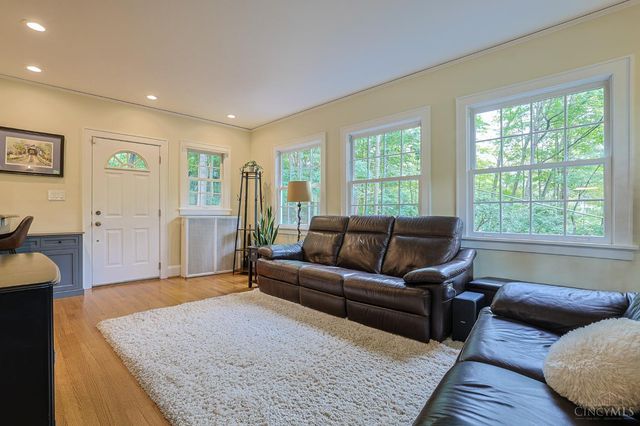 14 Sylvan Lane, Wyoming, OH 45215