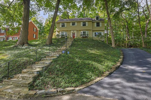 14 Sylvan Lane, Wyoming, OH 45215