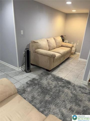 937 Ramblewood Lane, Freemansburg Boro, PA 18017