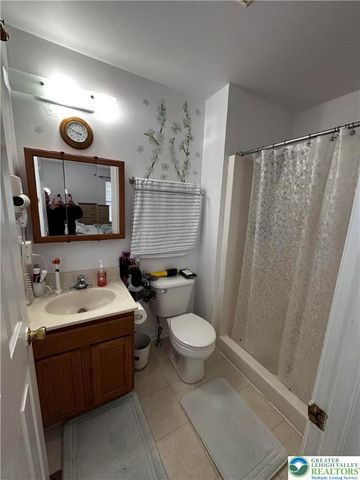 937 Ramblewood Lane, Freemansburg Boro, PA 18017