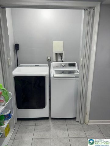 937 Ramblewood Lane, Freemansburg Boro, PA 18017