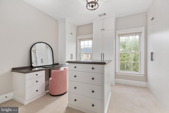 43682 LEES MILL SQ, Leesburg, VA 20176