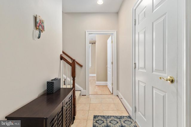 43682 LEES MILL SQ, Leesburg, VA 20176