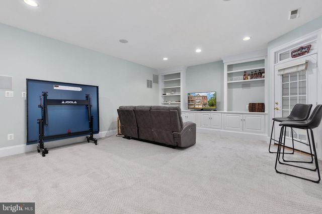 43682 LEES MILL SQ, Leesburg, VA 20176