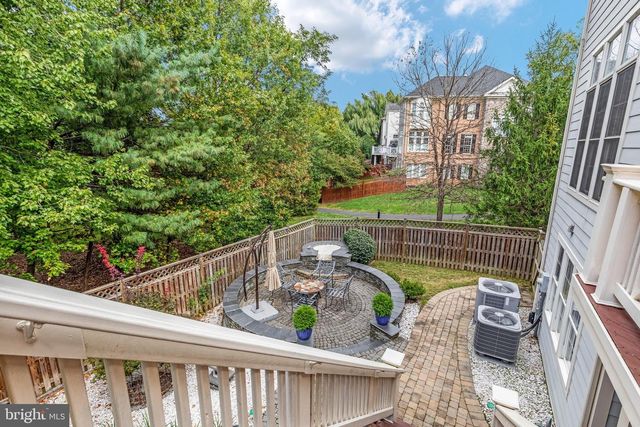 43682 LEES MILL SQ, Leesburg, VA 20176