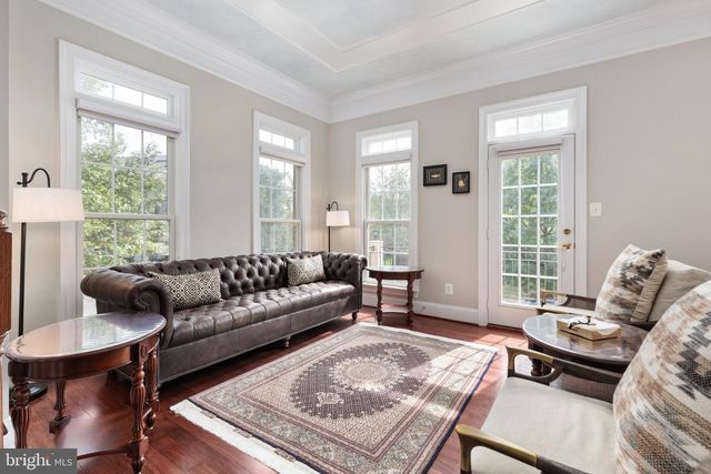 43682 LEES MILL SQ, Leesburg, VA 20176