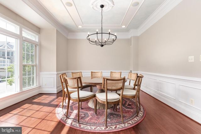 43682 LEES MILL SQ, Leesburg, VA 20176