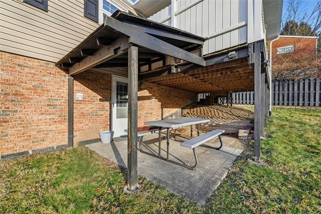 140 Donley Drive, Monroeville, PA 15146