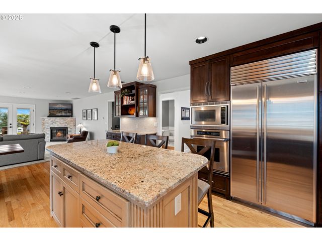 13585 Sw WESTRIDGE Ter, Tigard, OR 97223