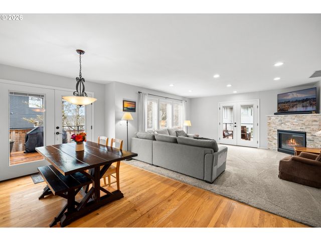 13585 Sw WESTRIDGE Ter, Tigard, OR 97223