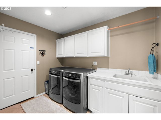 13585 Sw WESTRIDGE Ter, Tigard, OR 97223