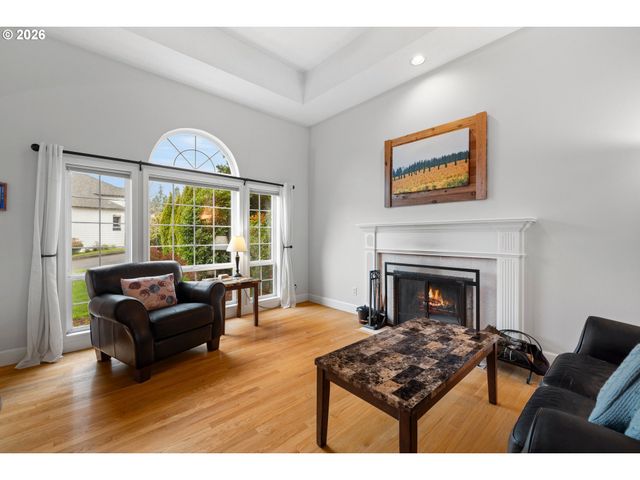 13585 Sw WESTRIDGE Ter, Tigard, OR 97223