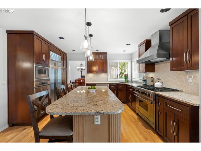13585 Sw WESTRIDGE Ter, Tigard, OR 97223