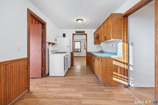 239 Hollister Street, Stratford, CT 06615