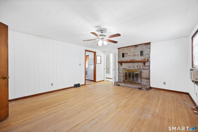 239 Hollister Street, Stratford, CT 06615