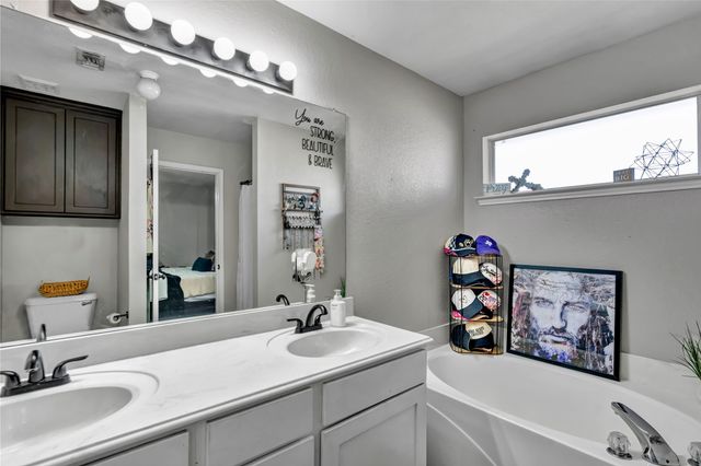 351 Meador Lane, Burleson, TX 76028
