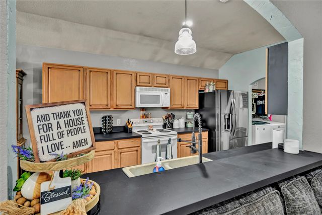 351 Meador Lane, Burleson, TX 76028