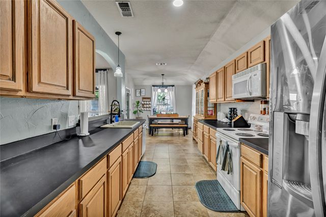 351 Meador Lane, Burleson, TX 76028