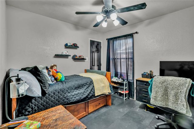 351 Meador Lane, Burleson, TX 76028