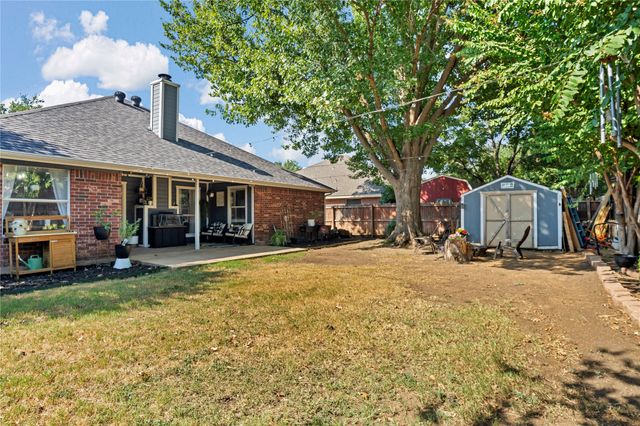 351 Meador Lane, Burleson, TX 76028